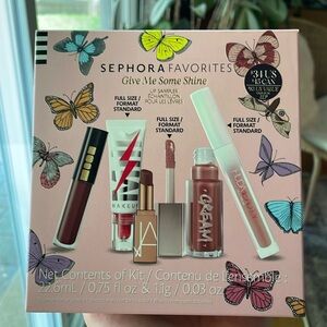 Sephora Favorites lip kit with Fenty, Milk, NARS, Huda Beauty and Pat McGrath
